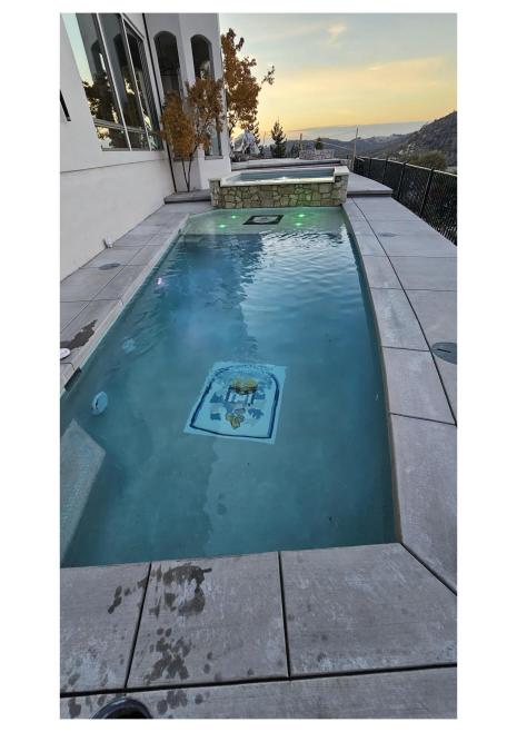 Gallery Image: Take a Dip Pools